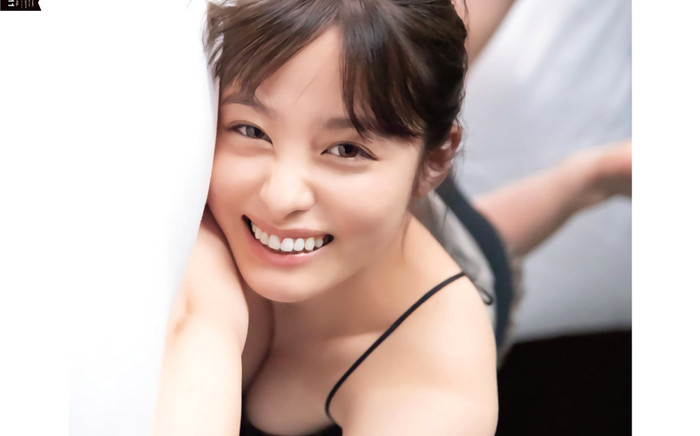 Diễn viên phim Nhật lộ ảnh nóng với bạn trai, say xỉn đánh đập hơn 8 nhân viên Ảnh 2