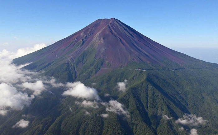 Sự bất thường đang xảy ra với núi Phú Sĩ của Nhật Bản Ảnh 2