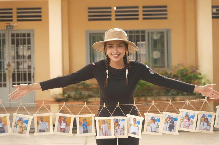 Ngọc Châu tích cực tham gia nhiều dự án cộng đồng.