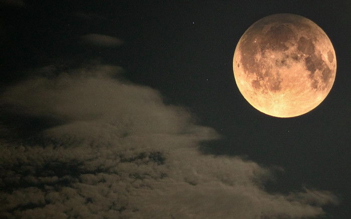 Tháng 10, Việt Nam đón 2 cơn mưa sao băng và siêu trăng rực rỡ Ảnh 2