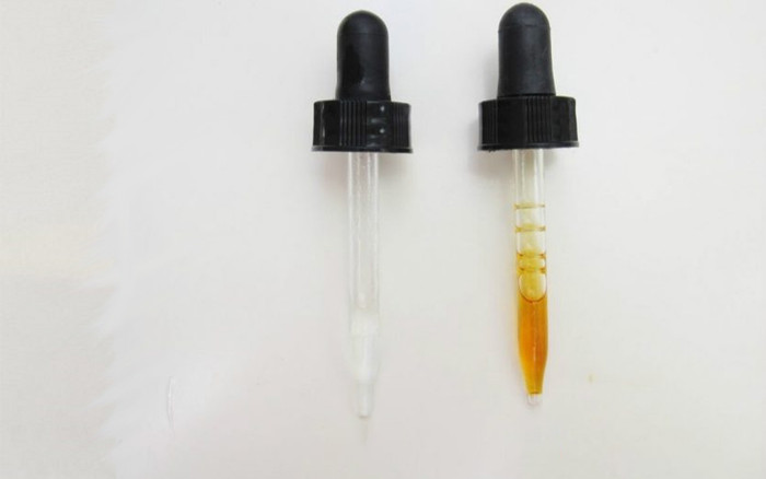 Sử dụng serum vitamin C bị oxy hoá sẽ gây hại cho da.