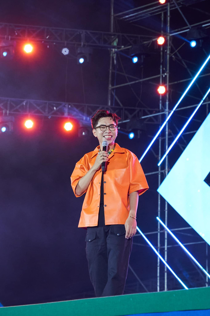 Showbiz 3/10: Minh Dự và ê-kíp đang lập vi bằng về những tin đồn, nghi vấn xoay quanh nam diễn viên. Ảnh: FBNV