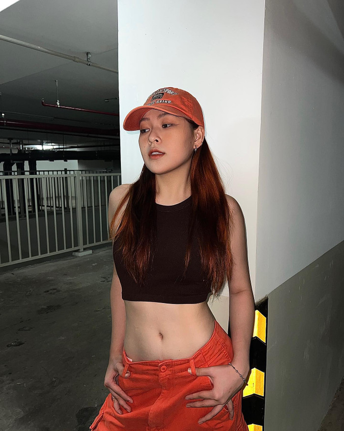 Thái độ của 'ái nữ' Quyền Linh khi đi phát tiền cho người nghèo gây chú ý Ảnh 4