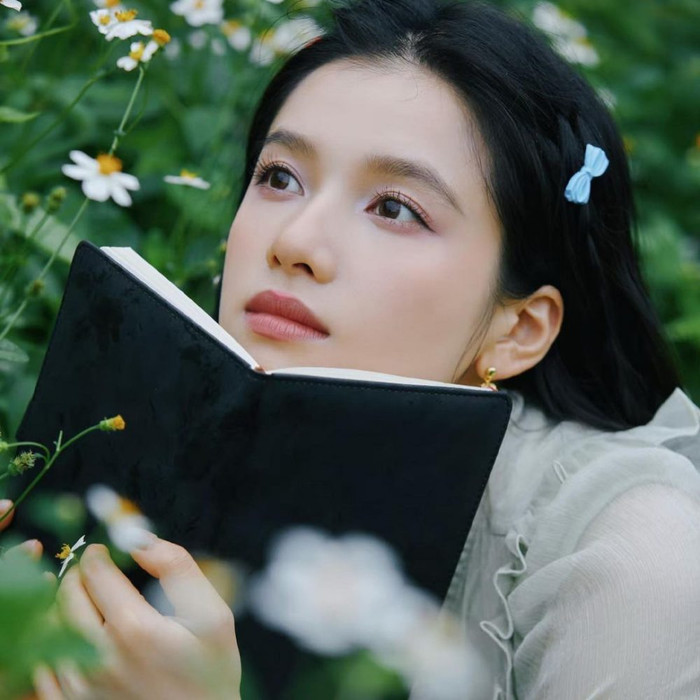 Vốn muốn đánh bóng tên tuổi nhưng có vẻ 'công chúa' Trương Tịnh Nghi lại dùng sai cách khiến khán giả quay lưng.