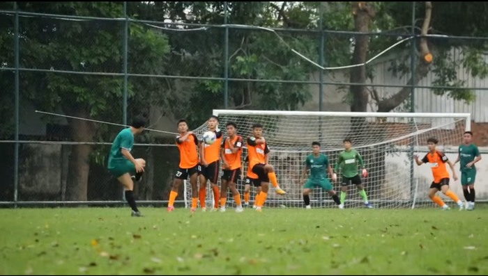 Công Phượng ghi bàn thắng ấn định chiến thắng 2-1 cho đội Bình Phước trước CLB Bà Rịa Vũng Tàu.