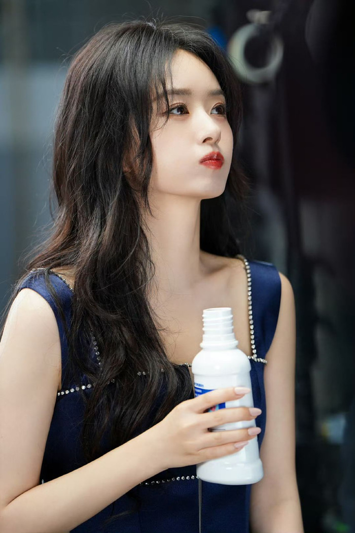 Sức hút khủng khiếp của Triệu Lệ Dĩnh khiến khán giả chấp nhận chi ra 5 tỷ để tới rạp. 