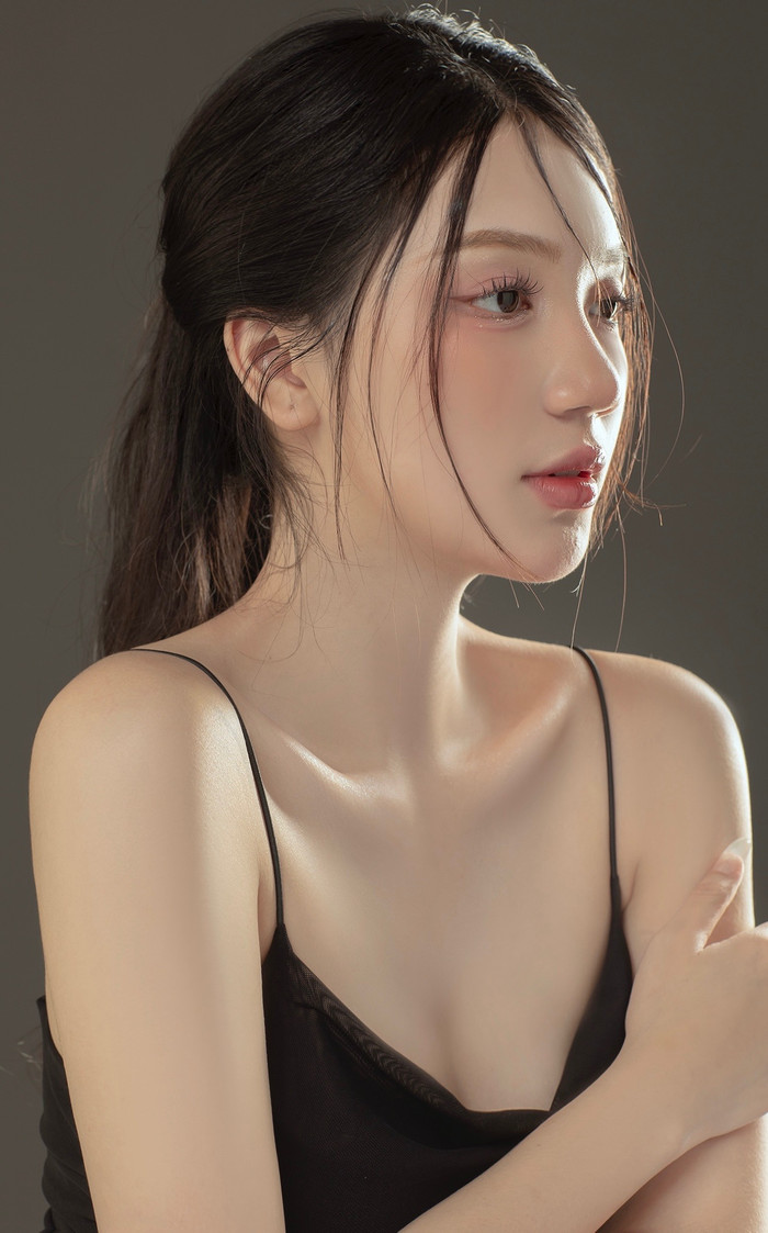 Thời điểm quay Đấu trí, Thùy Dương vẫn là một sinh viên năm nhất nên việc tham gia một bộ phim chính luận về điều tra, phá án là một thử tháchn thực sự khó khăn. 