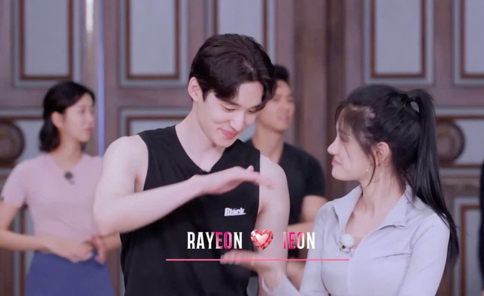 Rayeon và Icon lựa chọn tìm hiểu nhau.