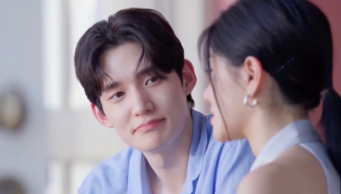 Sung Ieon không ngại bày tỏ tình cảm với Rayeon.