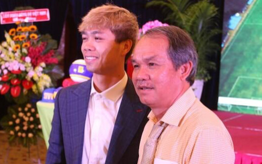 Đẳng cấp 'con cưng' của bầu Đức khi ông Park nói vẫn số 1 ở tuyển Việt Nam Ảnh 2