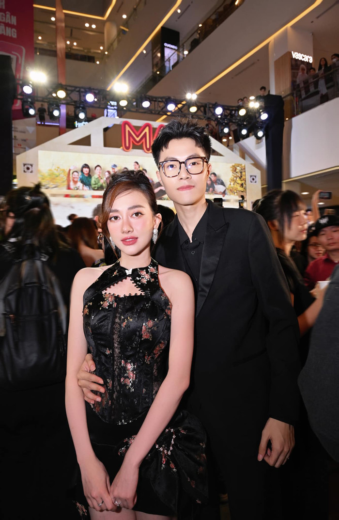 Hình ảnh của Phương Lan và Phan Đạt khi tham gia một sự kiện họp báo diễn ra vào cuối tháng 1 năm nay. Ảnh: FBNV