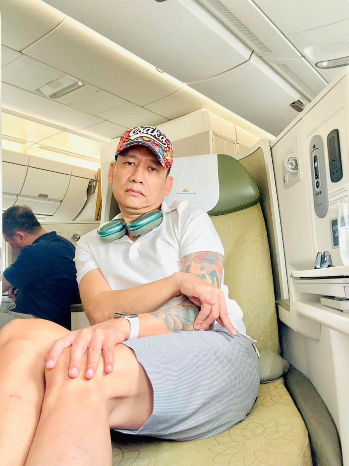 Duy Mạnh than thở chuyện tiền tiêu vặt.