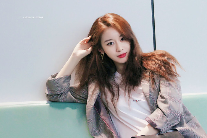 Jiyeon lận đận trong đường tình duyên.