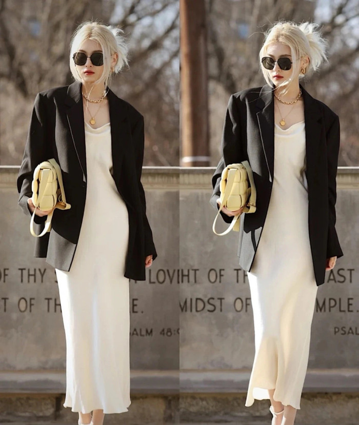 Chiếc áo khoác vest dáng nhỏ là trang phục không thể thiếu.