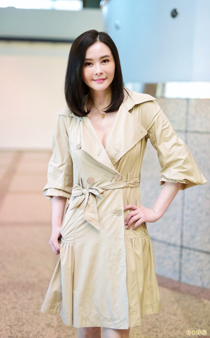 Sao nữ đánh mất sự nghiệp vì dùng chất cấm, bị quấy rối khi ngồi tù Ảnh 6