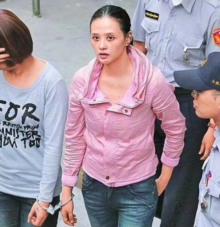 Vì sai lầm, Tiêu Thục Thận đã đánh mất tất cả.