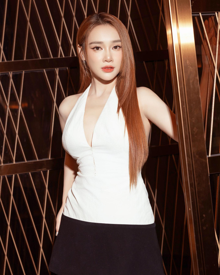 Bí quyết khiến Nhã Phương đẹp như 'mới phẫu thuật thẩm mỹ' Ảnh 4