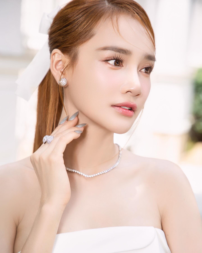 Bí quyết khiến Nhã Phương đẹp như 'mới phẫu thuật thẩm mỹ' Ảnh 2