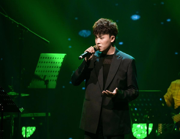 Hồ Văn Cường cover ca khúc nhạc Hoa lời Việt, có đủ sức 'nịnh tai' người nghe? Ảnh 1