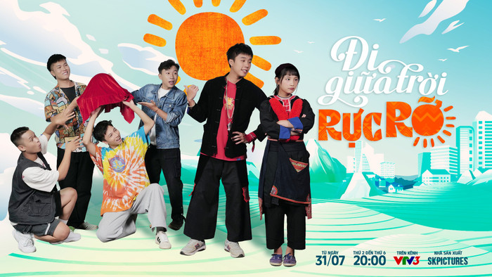 Từ hiện tượng mạng, Đi Giữa Trời Rực Rỡ vấp phải làn sóng chê bai, chỉ trích từ khán giả vì nhiều lý do.