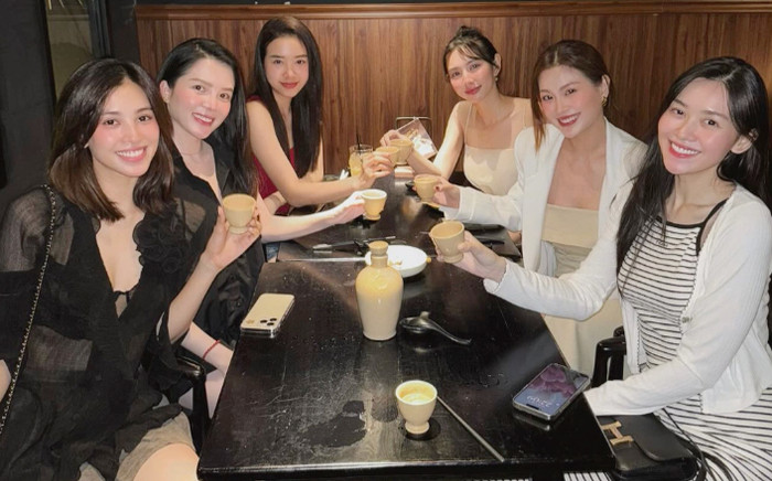 Động thái của Hoa hậu Thùy Tiên khi bị đồn nghỉ chơi hội bạn thân Ảnh 2