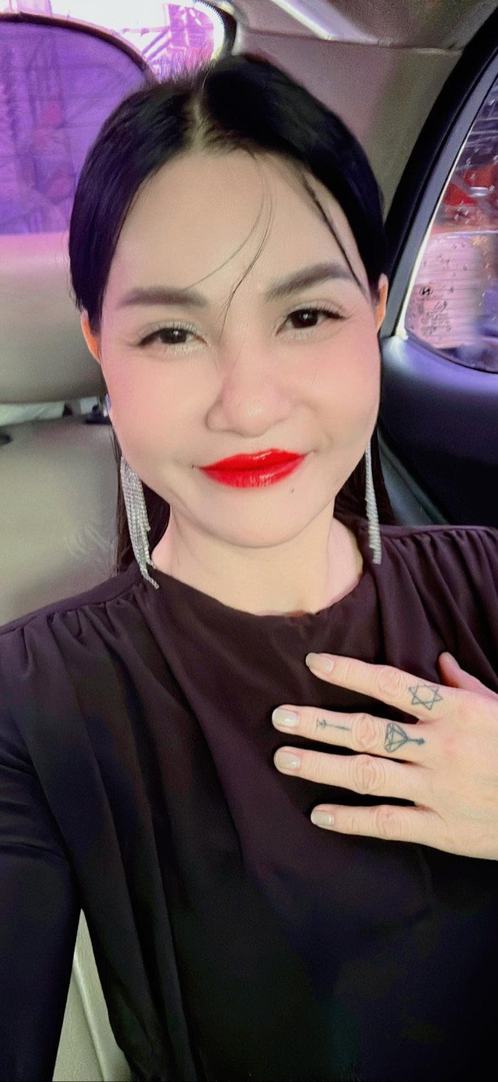 Cát Phượng lên sóng với vẻ ngoài trẻ trung, bật mí đã 'sửa sang' điểm này Ảnh 1