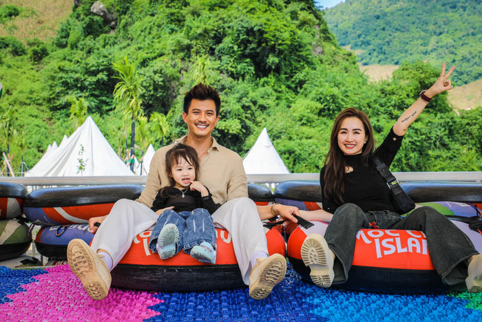 Gia đình nhỏ hạnh phúc của Hà Việt Dũng.