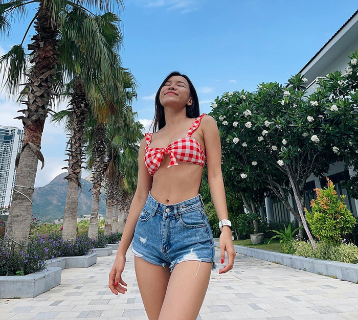 Vợ thủ môn Đặng Văn Lâm gặp nhiều vấn đề về sức khỏe trong những tháng đầu thai kỳ. 