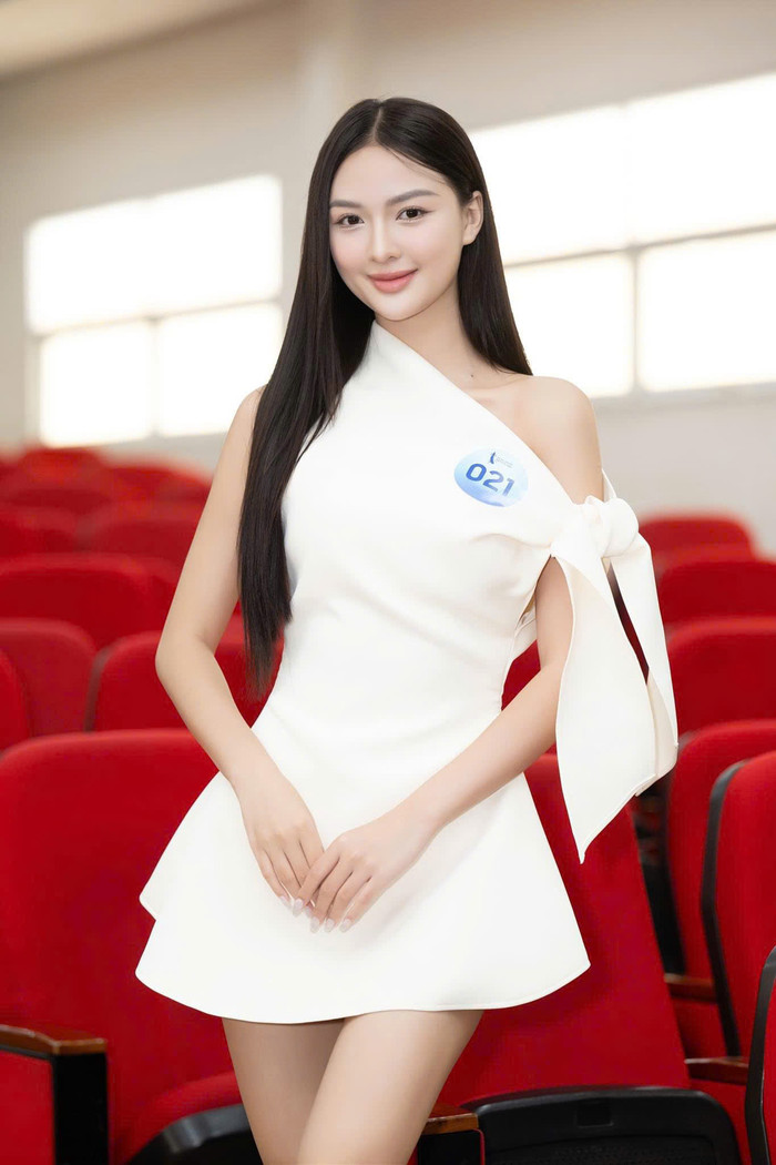 'Bản sao' Doãn Hải My - Chu Thanh Huyền gây chú ý khi thi hoa hậu Ảnh 4