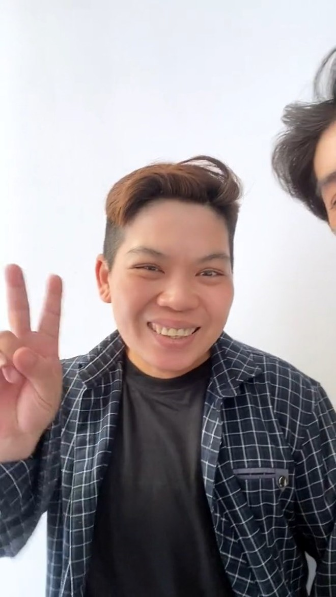 Trước đó, Huỳnh Ngân tiết lộ từng làm công nhân vào ban ngày, tối bán hàng online để trang trải cuộc sống.