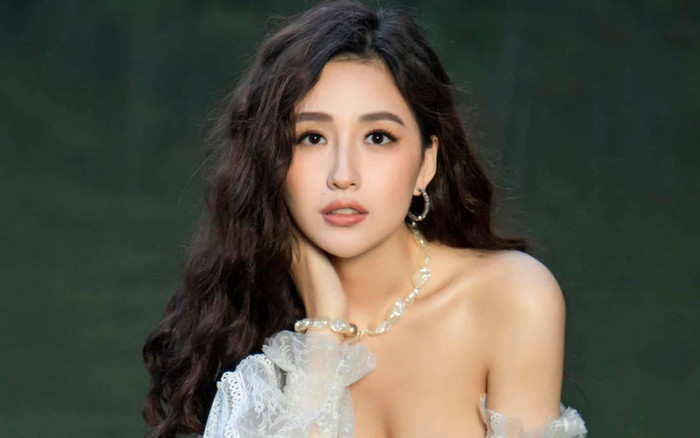 Cuộc sống Mai Phương Thúy thế nào sau khi có 'con trai'? Ảnh 2