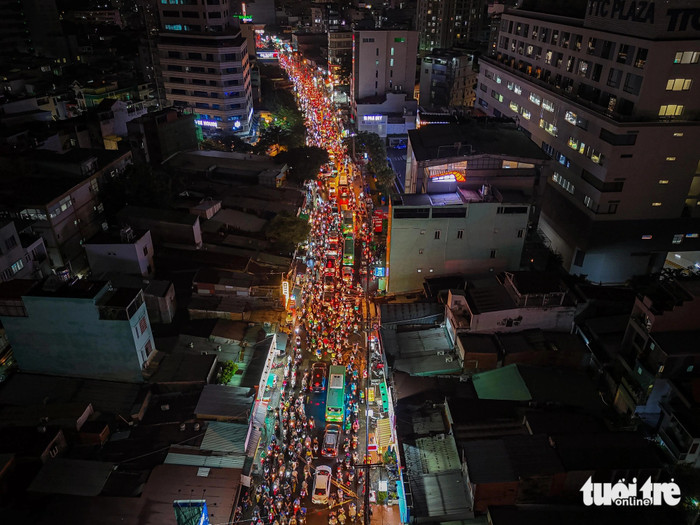 Đường Ung Văn Khiêm ghi nhận không có lối thoát. Ảnh: Tuổi Trẻ Online.