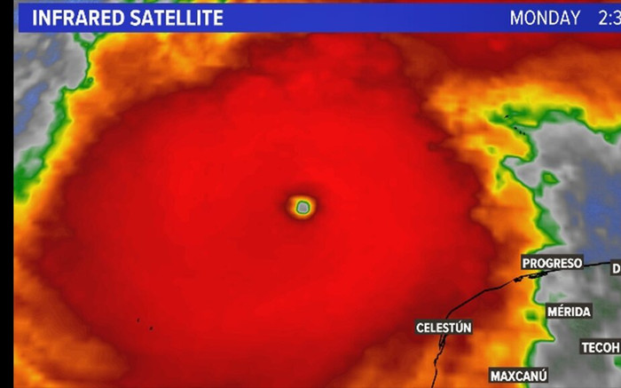 Siêu bão Milton mạnh nhất hành tinh bất ngờ 'quay đầu' Ảnh 2