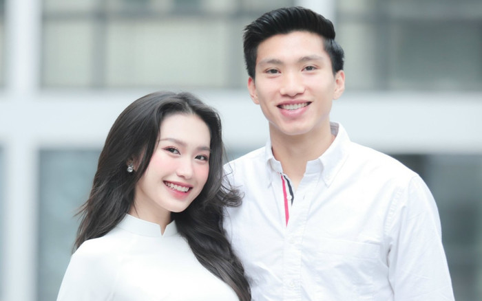 Vợ chồng Đoàn Văn Hậu chung một động thái Ảnh 2