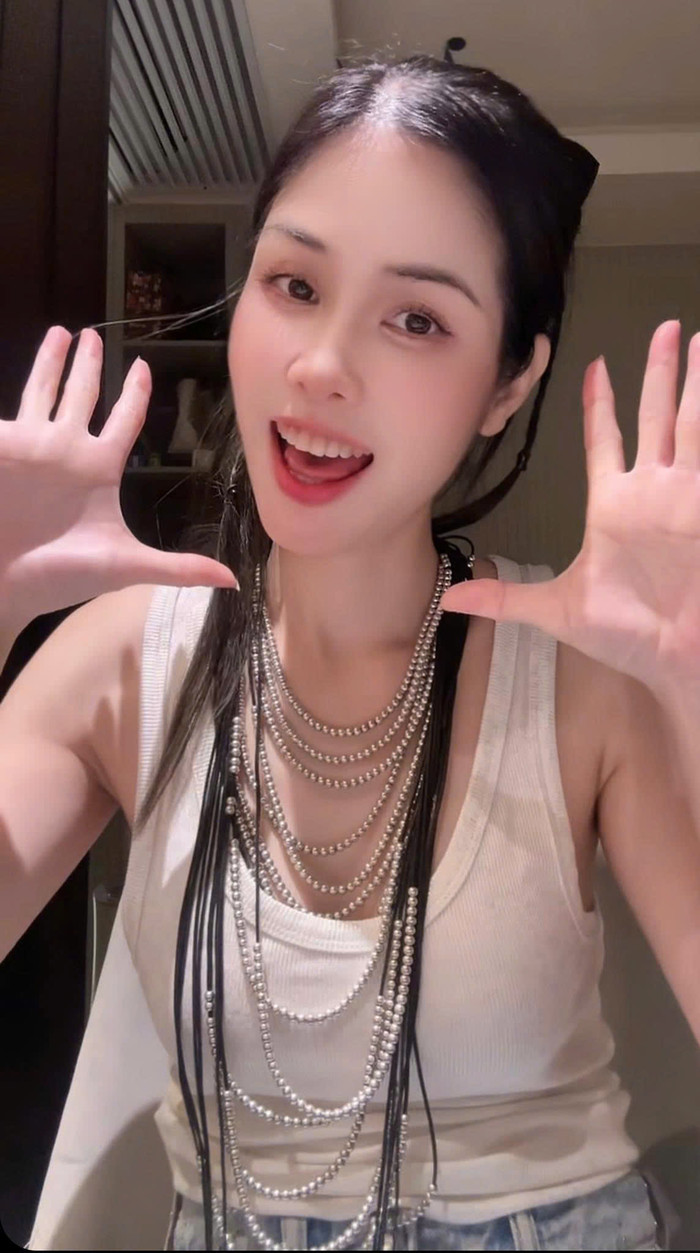 Bà xã Duy Mạnh hé lộ tuyệt chiêu vàng giữ vẻ đẹp 'không tuổi' ở U40 Ảnh 1