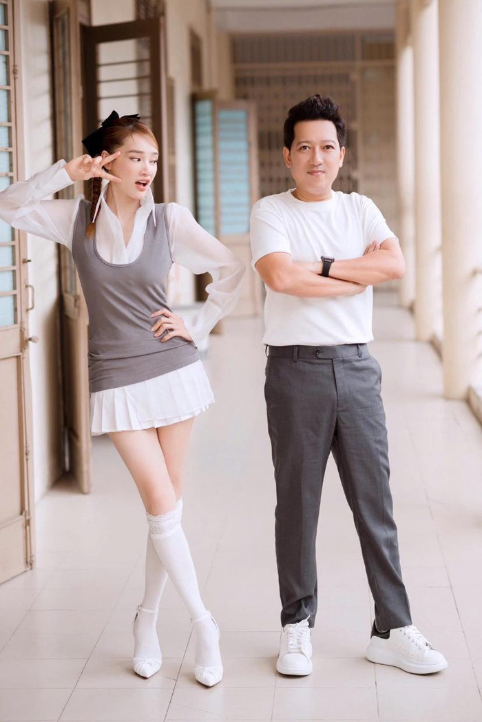 Trường Giang - Nhã Phương tung bộ ảnh thanh xuân kỷ niệm 10 năm bên nhau Ảnh 2