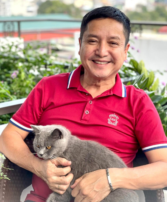 Ở tuổi ngoài 60, NSƯT Chí Trung đã nghỉ hưu theo chế độ.