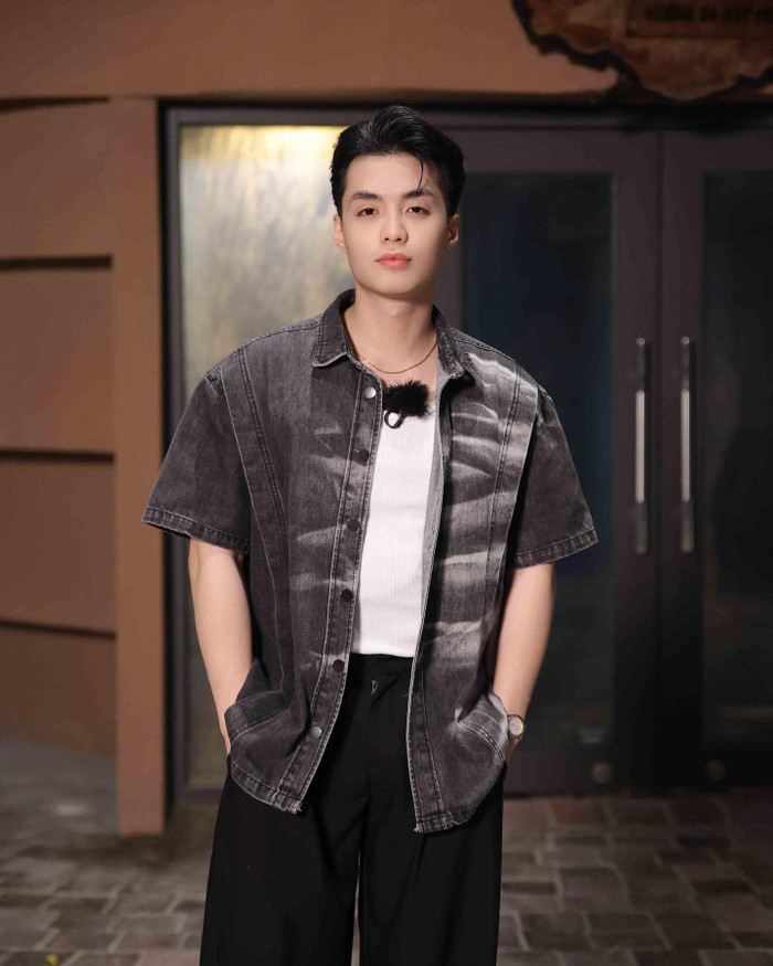 Dân tình tranh cãi nảy lửa về những phát ngôn và hành động thiếu chuẩn mực của Negav. 