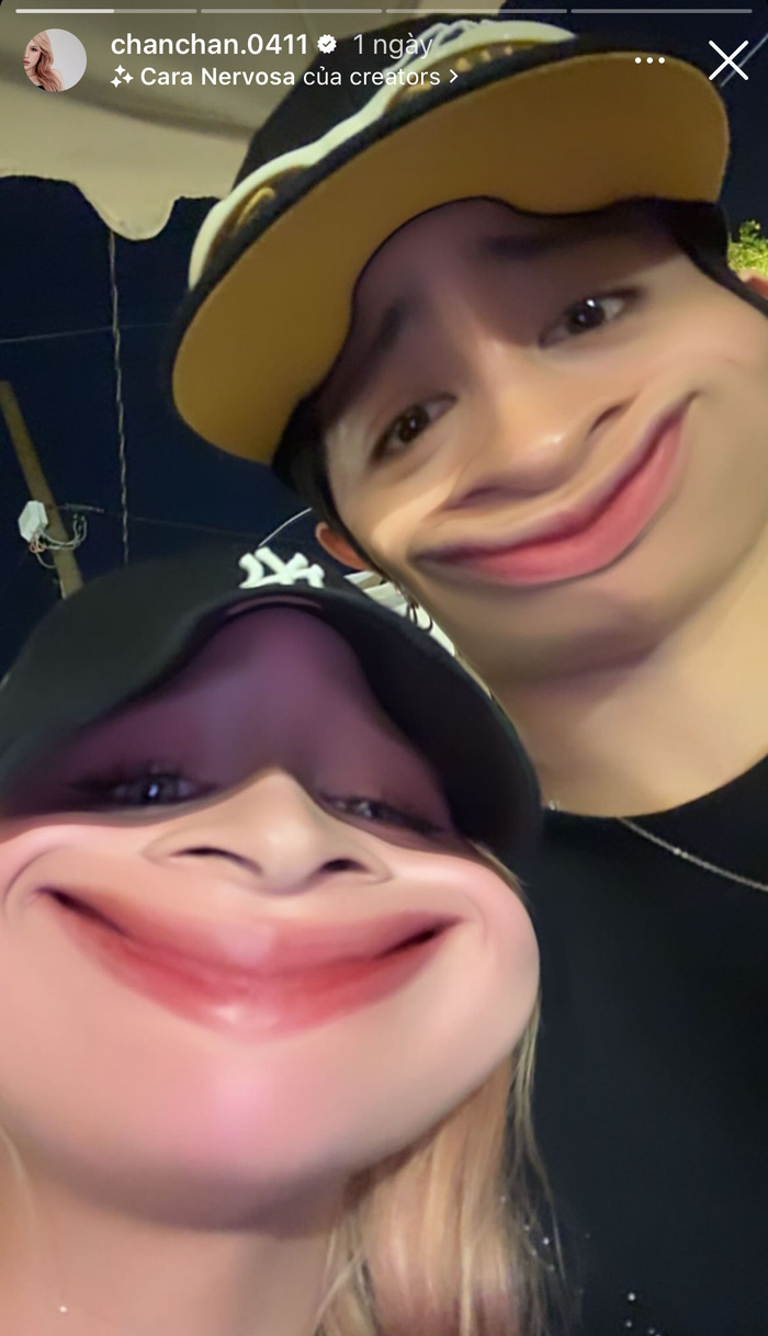 Cả hai công khai đăng story cùng nhau, chứng tỏ về bữa tối cùng gia đình Gil Lê là có thật.