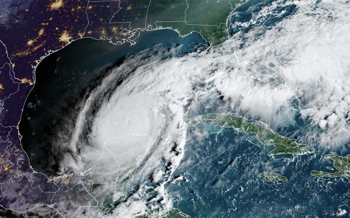 Siêu bão Milton chạm ngưỡng giới hạn của Trái đất, Florida đối mặt thảm họa Ảnh 2