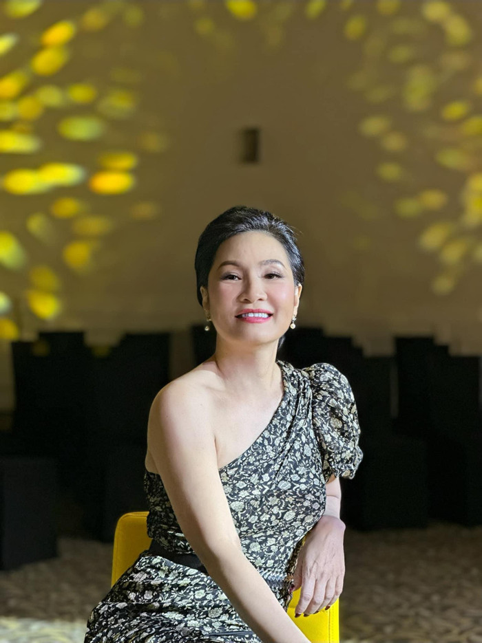 Nữ diễn viên ngày càng trẻ trung.