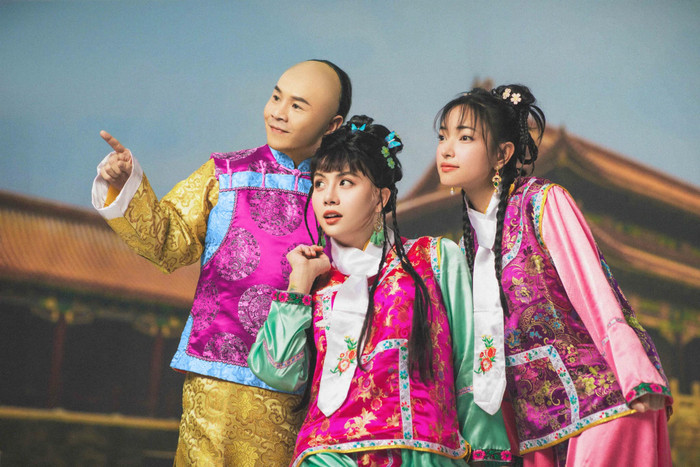 Bộ ảnh 'tam giác tình yêu' của Binz, Duy Khánh, Châu Bùi gây bão cõi mạng. 