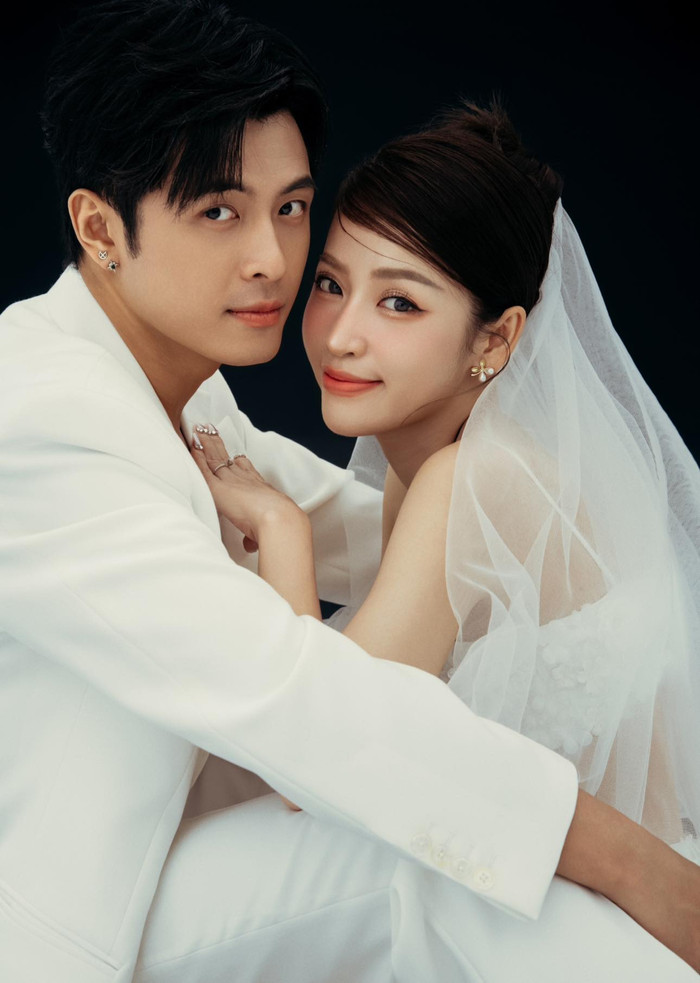 Puka e ấp bên cạnh Gin Tuấn Kiệt. Ảnh: FBNV