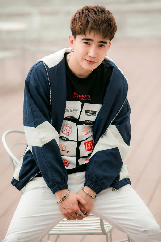 Từ khoá 'Chi Dân' được đông đảo khán giả tìm kiếm.