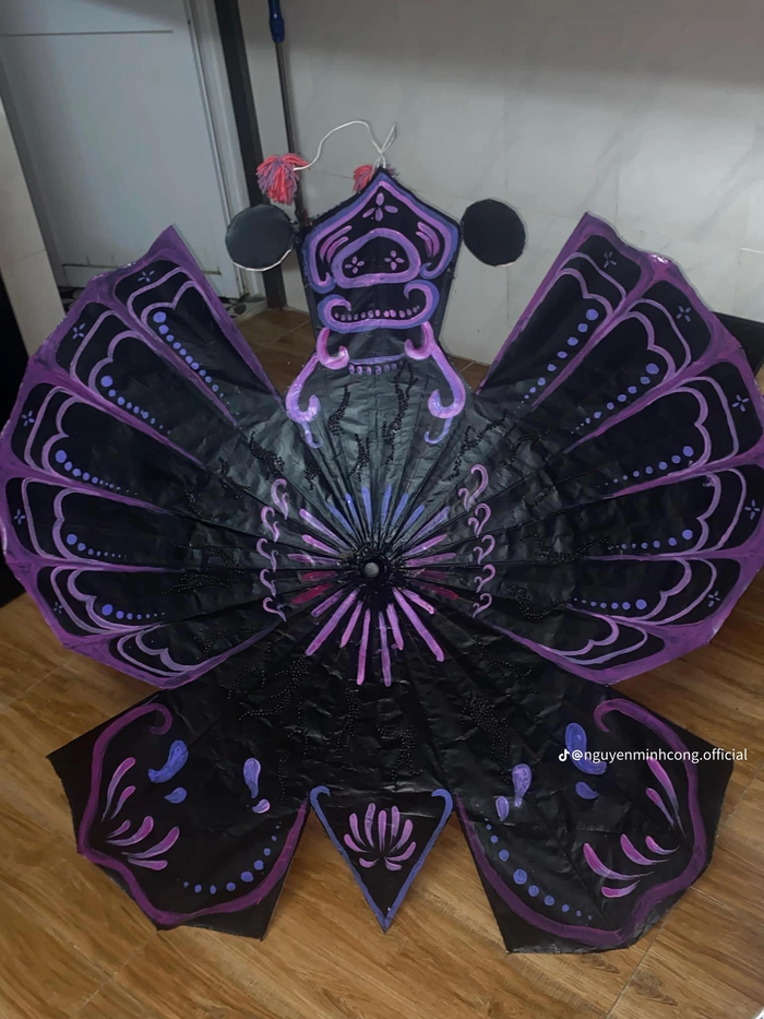 Một phần bộ trang phục dân tộc của Kỳ Duyên. 