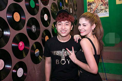 Người mẫu An Tây được biết đến rộng rãi sau mối tình ồn ào với ca sĩ Yanbi. 