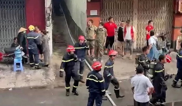 Lực lượng chức năng có mặt tại hiện trường.