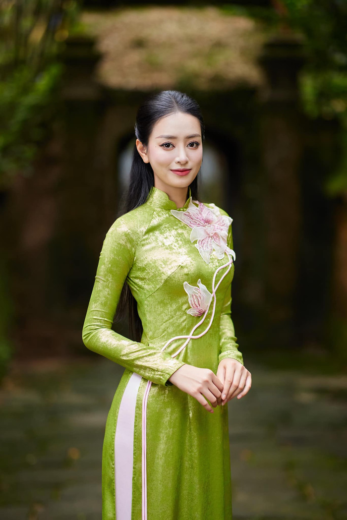 Được biết thời gian sắp tới Bùi Khánh Linh sẽ tham gia cuộc thi Miss Intercontinental được diễn ra ở Ai Cập. Ảnh: FBNV