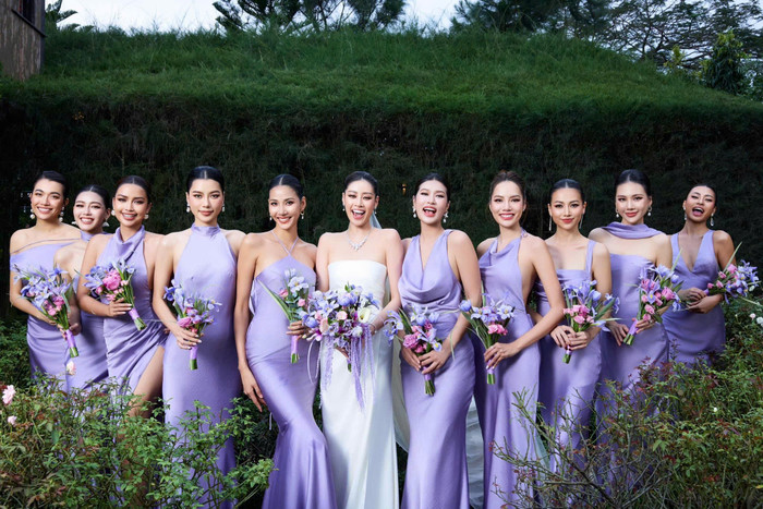 Dàn phù dâu cực chất lượng bộ hình cưới của Khánh Vân.