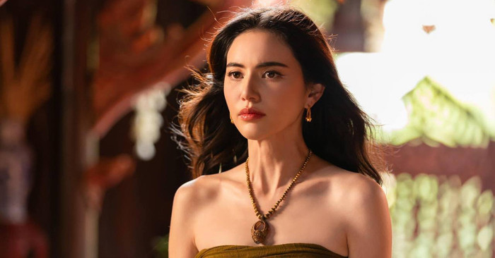 Nữ hoàng Ayodhaya của Mai Davika bị mang tiếng là phim 18+ tai tiếng bậc nhất Thái Lan. 